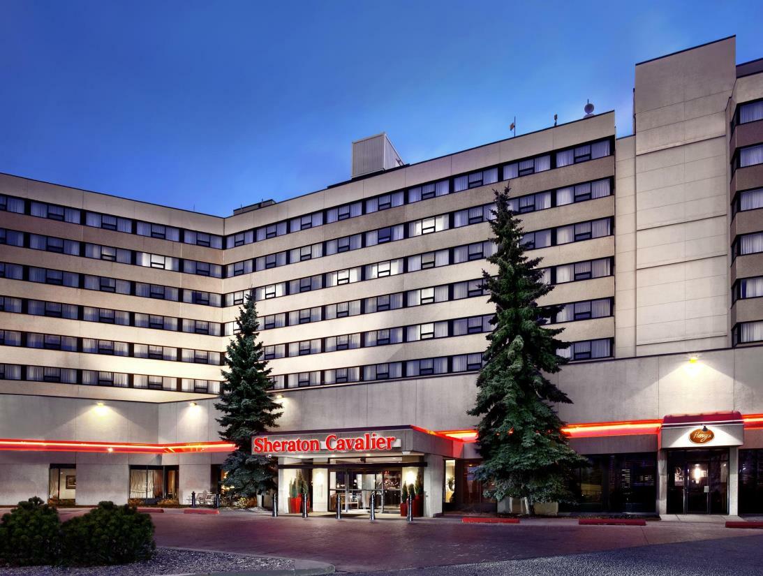 Sheraton Cavalier Calgary Hotel מראה חיצוני תמונה